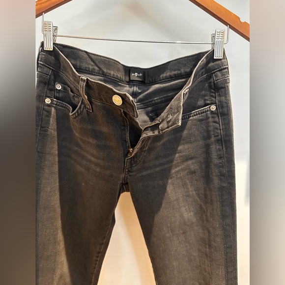 Jeans - Picture 11 of 12